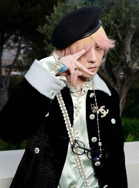 g dragon chanel